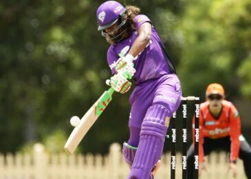 Matthews give Hobart Hurricanes Women opening match