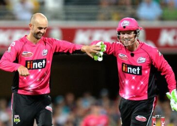 Sixers are in Final of BBL06