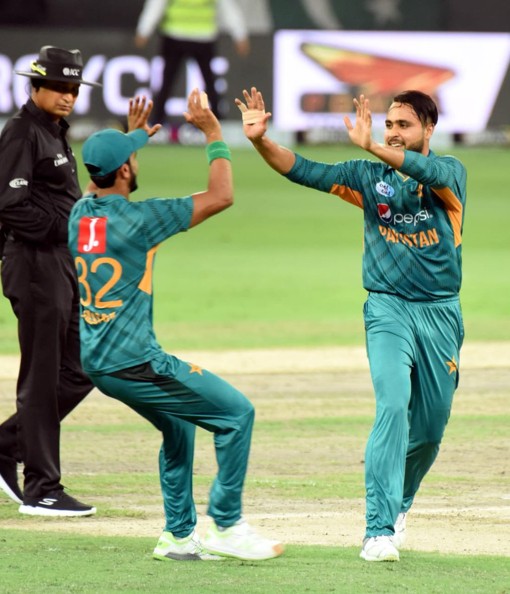 Pakistan complete T20 whitewash