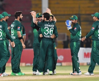Shehzad, Akmal and Faheem named into T20I squad