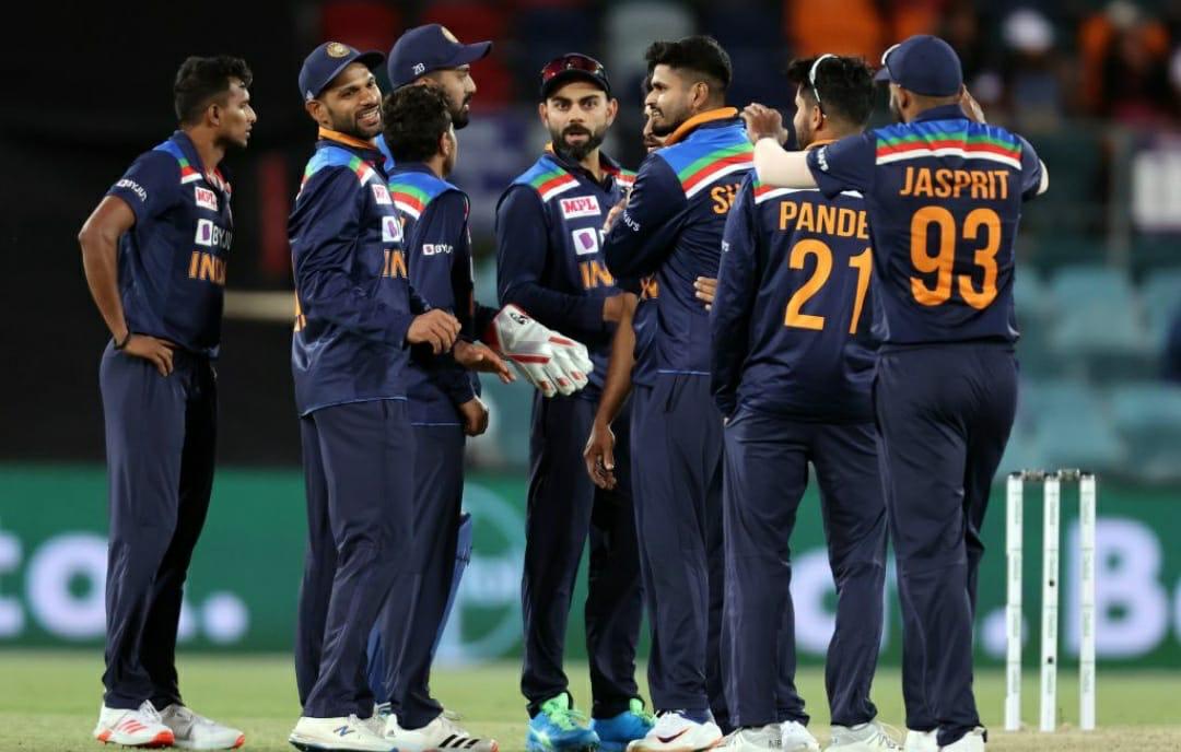 India fined for minimum over-rate in 3rd T20I against Australia