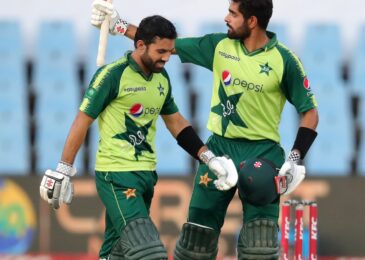 Babar and Rizwan win the game for Pakistan