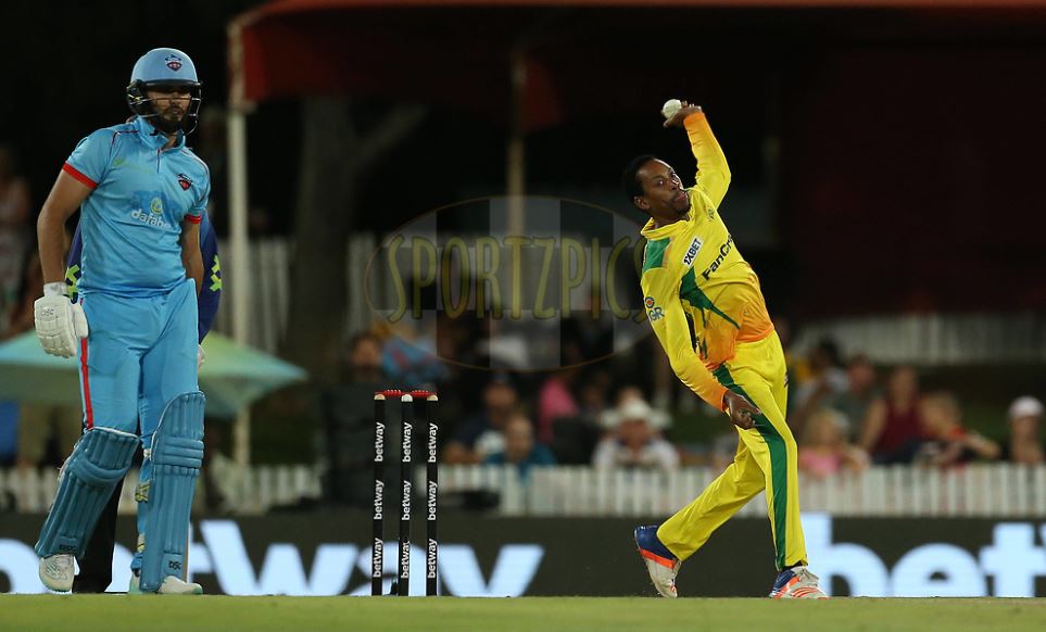 Joburg Super Kings' Phangiso reported for suspected illegal bowling action  