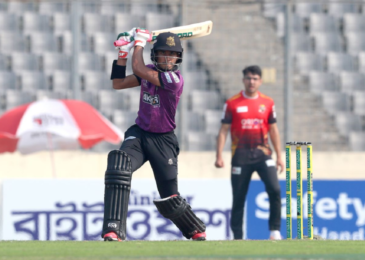 Comilla Victorians and Rangpur Riders both won convincingly in the Bangladesh Premier League (BPL).