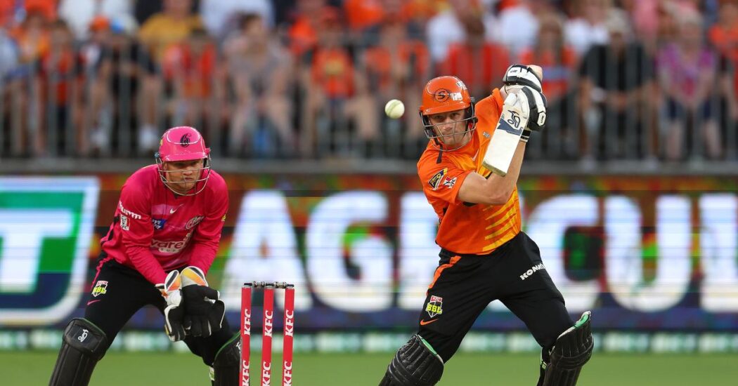 Hot and Sweaty Battle in the Big Bash League Final: Perth Scorchers vs Brisbane Heat