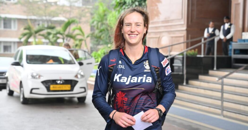 Ellyse Perry Breaks Women's T20 Cricket Record: Fastest delivery in Women's t20