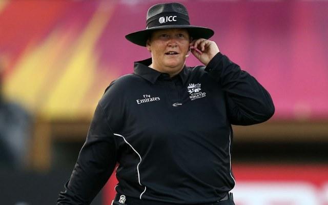 Sue Redfern becomes first woman to officiate a T20 Blast match