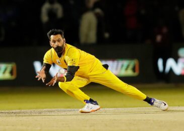 Mohammad Hafeez’s record 6 wickets earned a win for Joburg Buffaloes