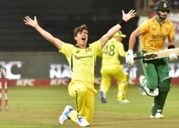 Australia beat South Africa by eight wickets to clinch the T20I series