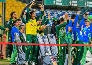 Pakistan start South Africa series with thrilling last-ball win