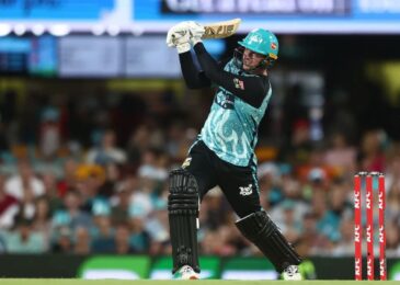 Brisbane Heat Crush Melbourne Stars in BBL Opener