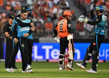 Adelaide Strikers Spin Their Way to Victory, Book BBL Finals Clash with Heat