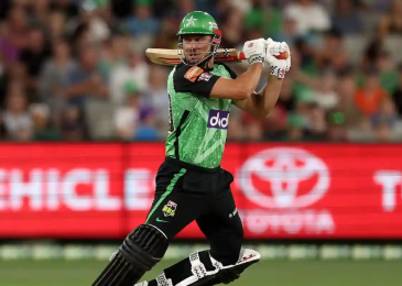 Melbourne Stars Lock In Big Bash Powerhouse Marcus Stoinis for Three More Seasons!
