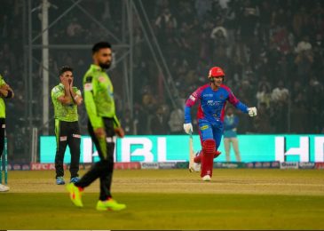 Karachi Kings Snatch Last-Ball Victory from Lahore Qalandars in a PSL Thriller