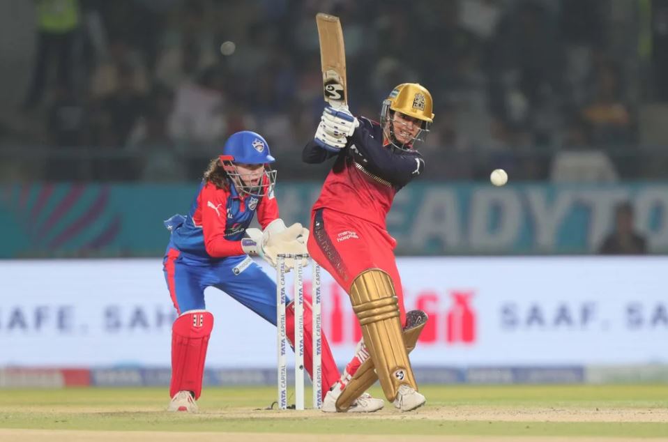 Smriti Mandhana fastest WPL fifty